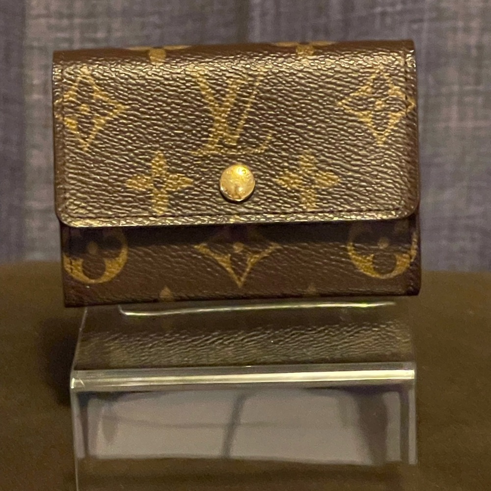 Authentic Louis Vuitton Brown Monogram Wallet